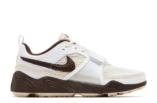 NIKE ZOOM FIELD TRAVIS SCOTT LIGHT CHOCOLATE