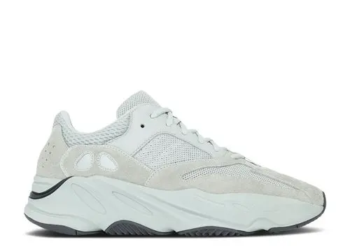 YEEZY 700