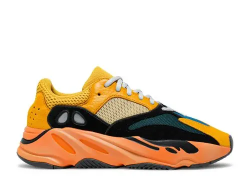 YEEZY 700