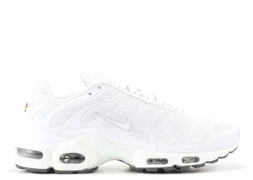 NIKE AIRMAX PLUS