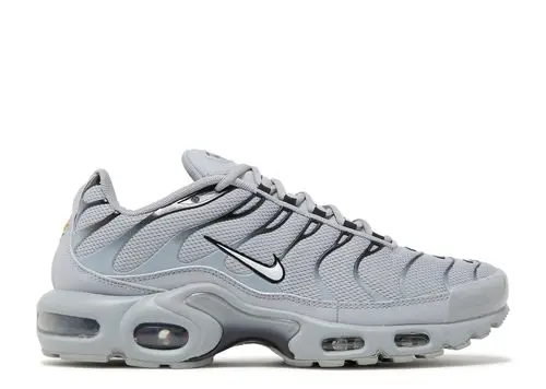 NIKE AIRMAX PLUS