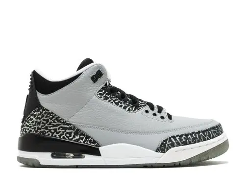 JORDAN RETRO 3