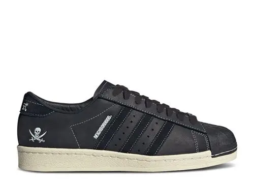 SUPERSTAR
