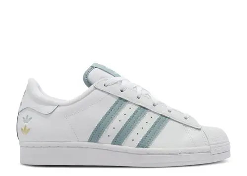SUPERSTAR